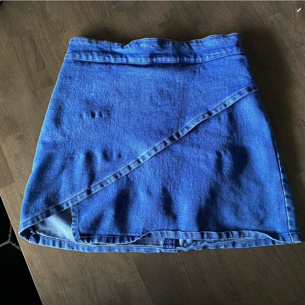 Brandy Melville Denim wrap audrey skirt - Picture 2 of 7